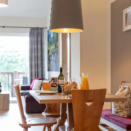 아파트 Apart33 2-14