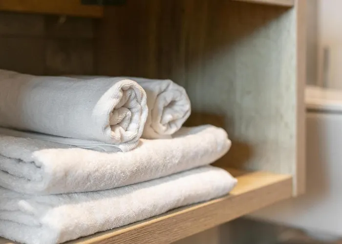 Apart33 2-14 Apartment *